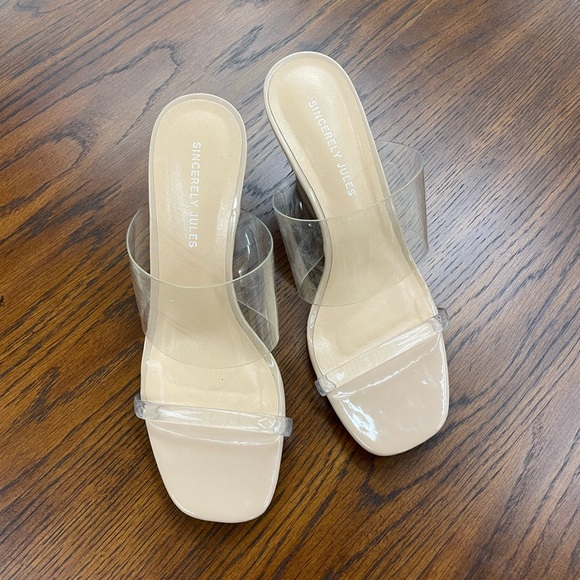 Sincerely Jules Cream Wedges with Lucite Accents - Picture 2 of 5